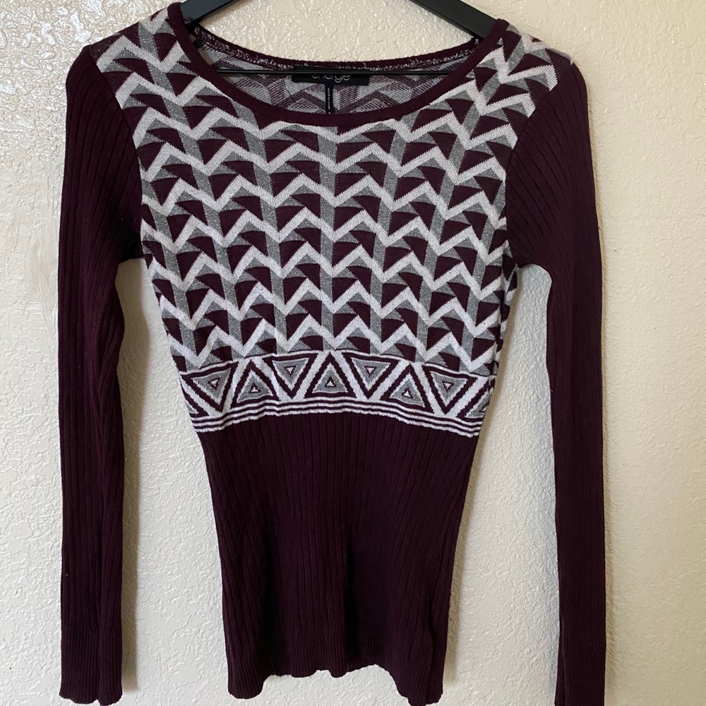 🤎3/$25 Burgundy sweater